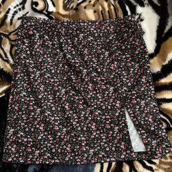 Womens Floral Skirt (SIZE XS)