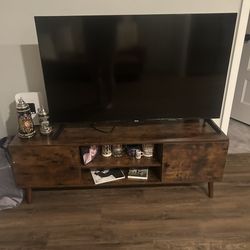 Tv stand - perfect condition
