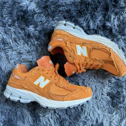 New Balance 2002R Vintage Orange