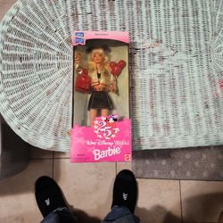 Barbie 25th Special Edition Walt Disney World Barbie In Box Never Opened