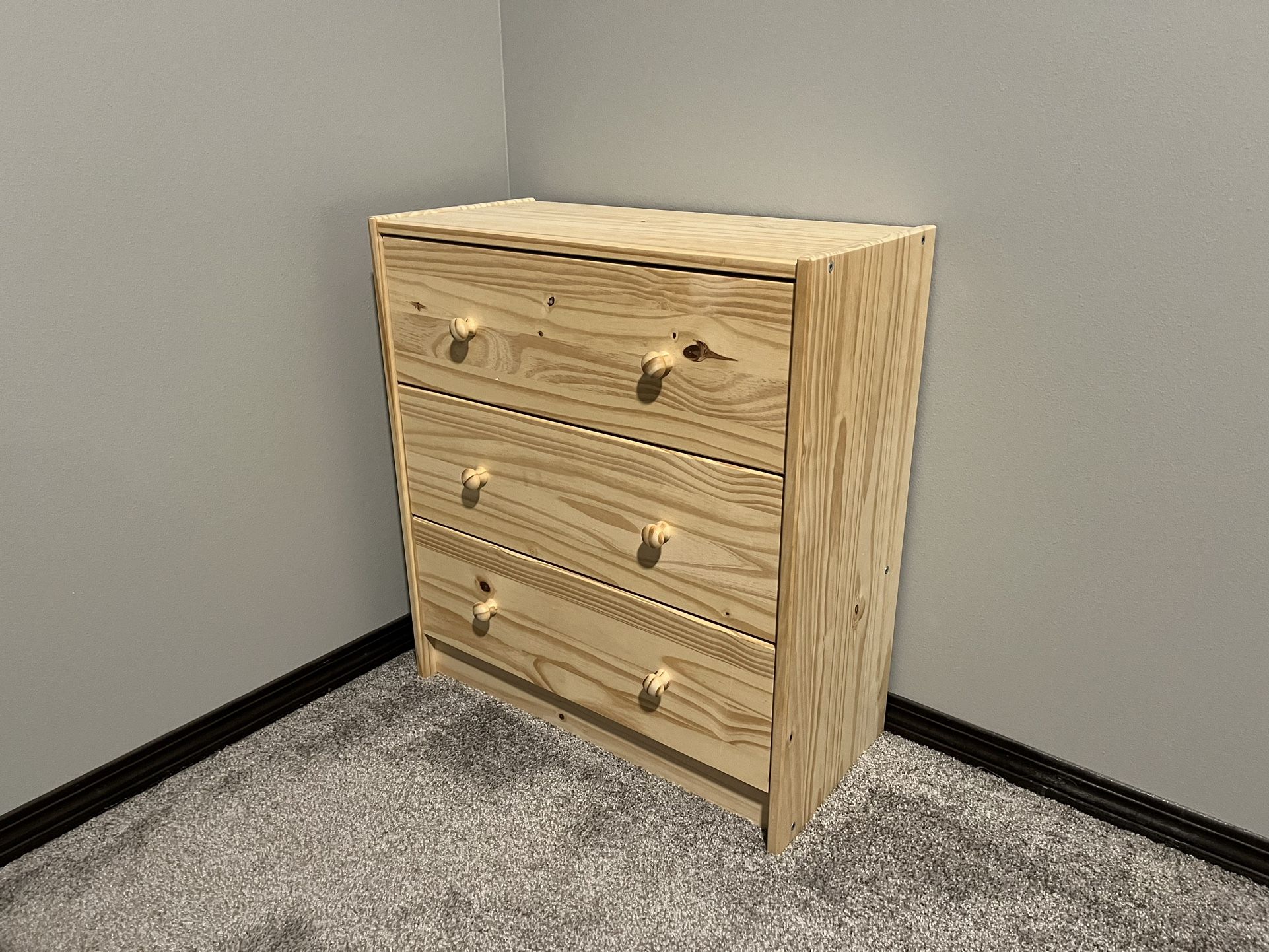 Bedside Dresser With 3 Drawers