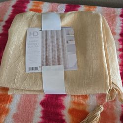 NEW SWOWER  CURTAIN  , GREAT PRICE  