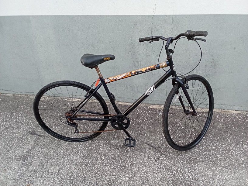 Mongoose 7 Speed Road Bike In Grt Shape!