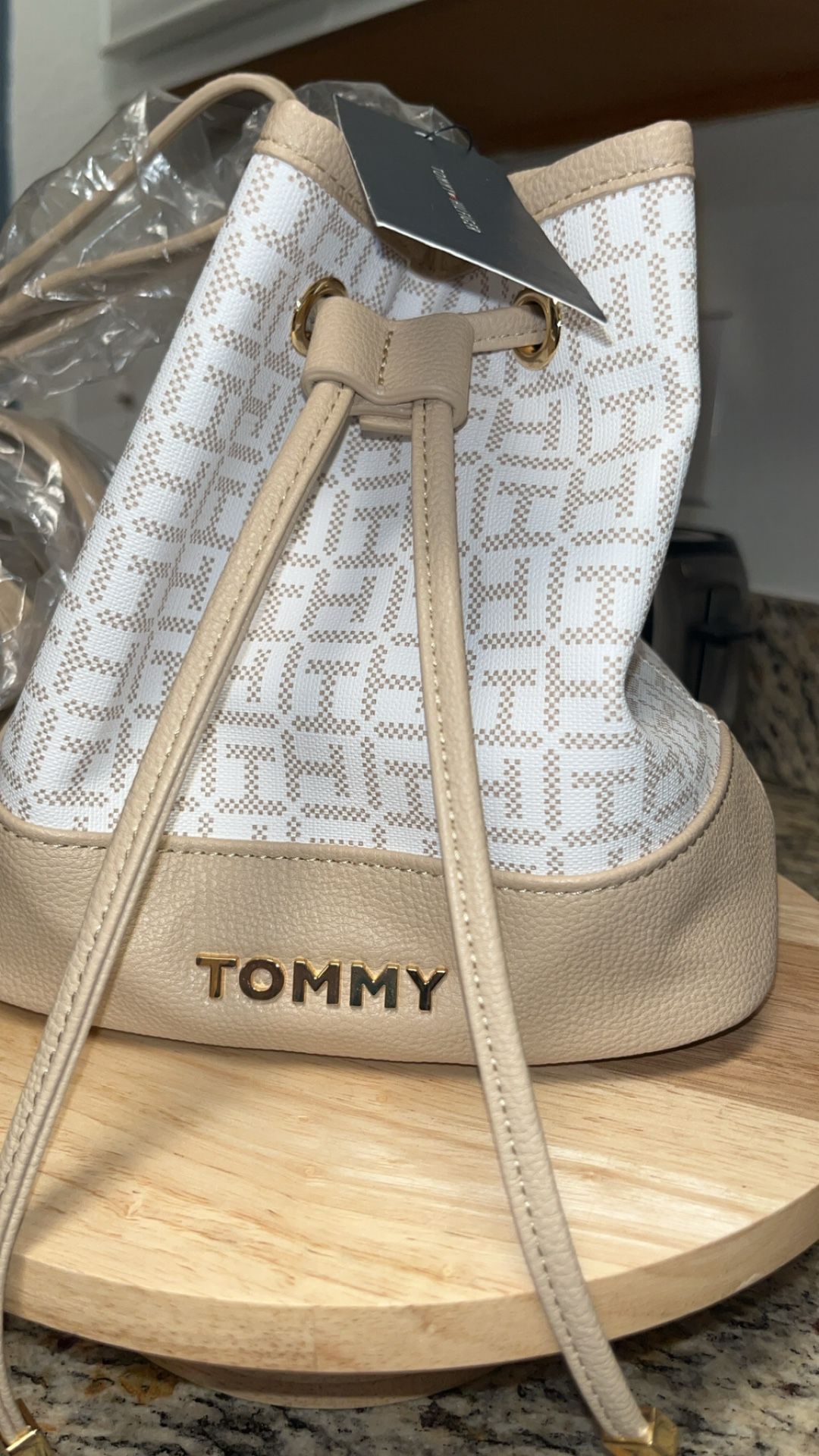 Tommy Hilfiger Bag