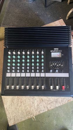 Yamaha power mixer EM1800