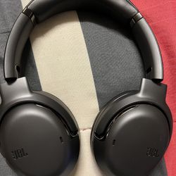 JBL Tour One wireless noise cancelling headphones