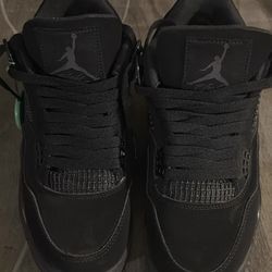 Jordan 4 Black Cats
