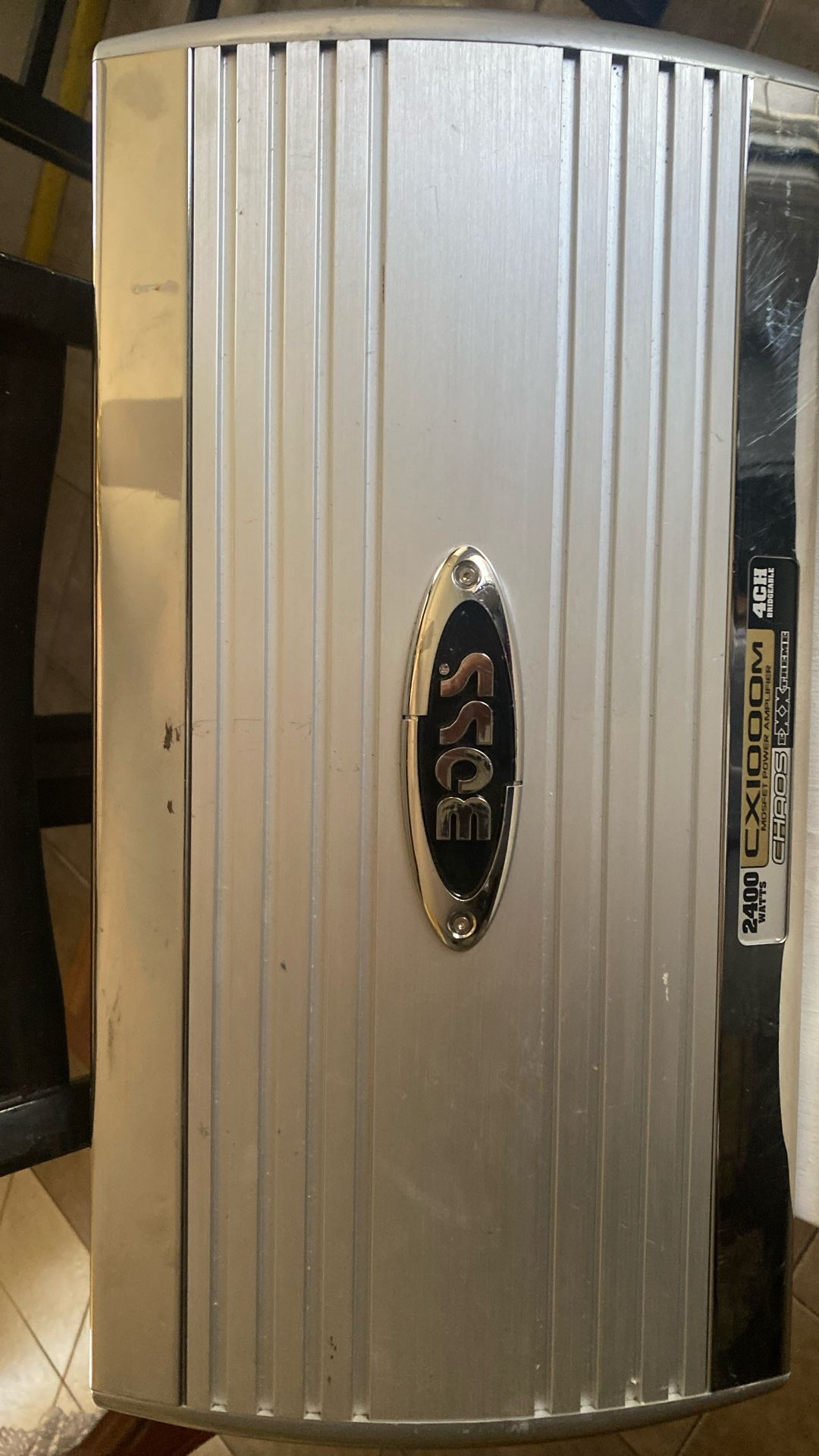 Bass Amp 2400 W 4chanel For 200 OBO
