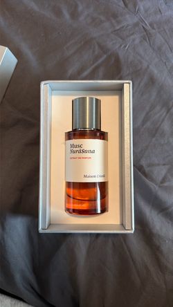 Maison Crivelli Paris perfume musc nurasana extrait de parfum maison crivelli