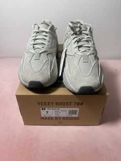 YEEZY 700 SALT
