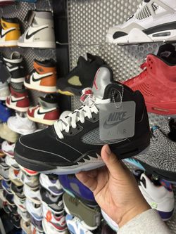 Jordan 5 Retro OG Black Metallic Reimagined 