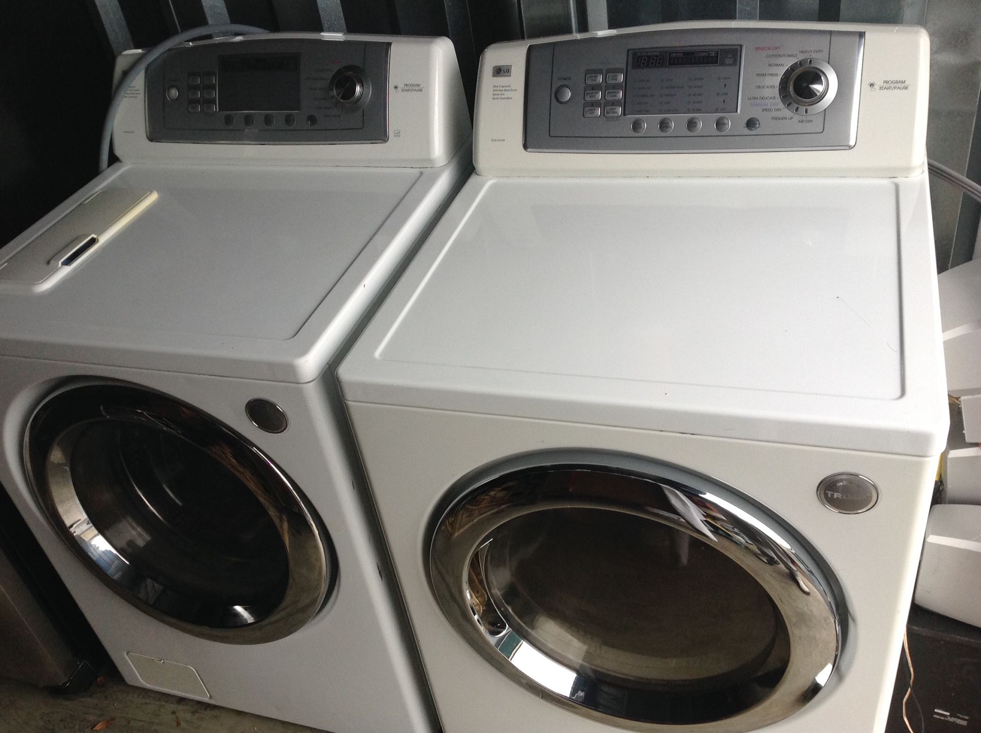 LG washer Dryer $ 450
