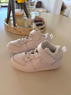 Nike Kids' Court Borough Mid 2 Shoes - 9C