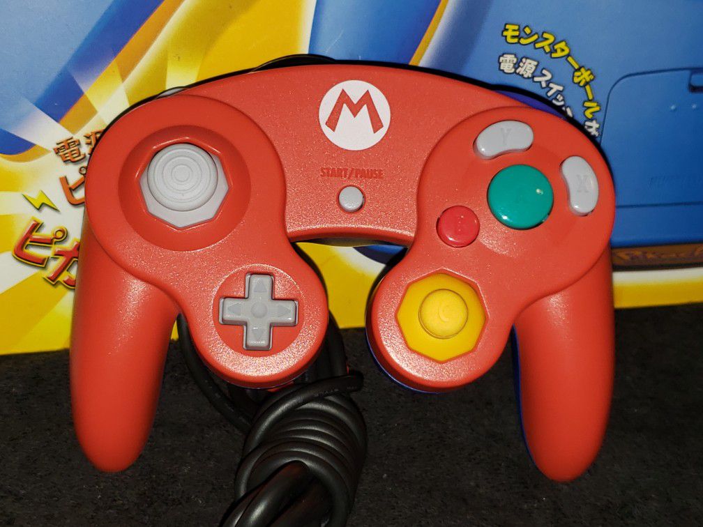 Club Nintendo Mario GameCube Controller - Like New