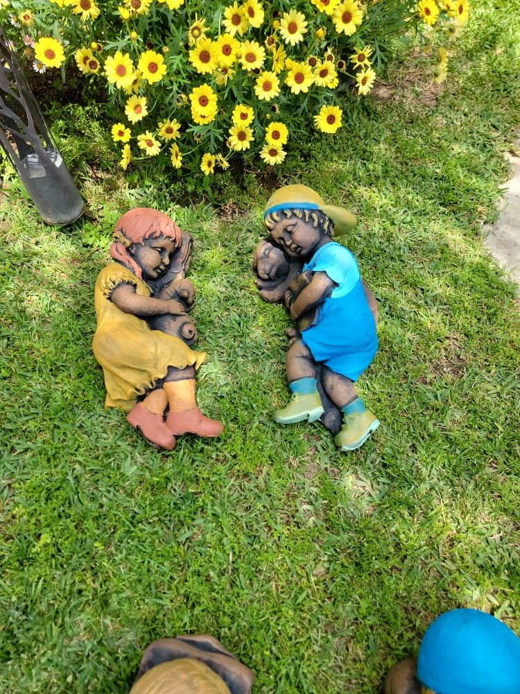 New Concretre Statues