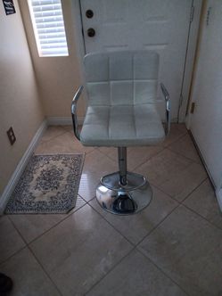 MODERN CHAIR BAR STOOL WITH HAND & FOOT REST 37"H×17"W×14.5"D OFF WHITE.