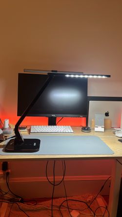 VONT Black Dimmable LED Desk Lamp - Adjustable Arm & Color Modes