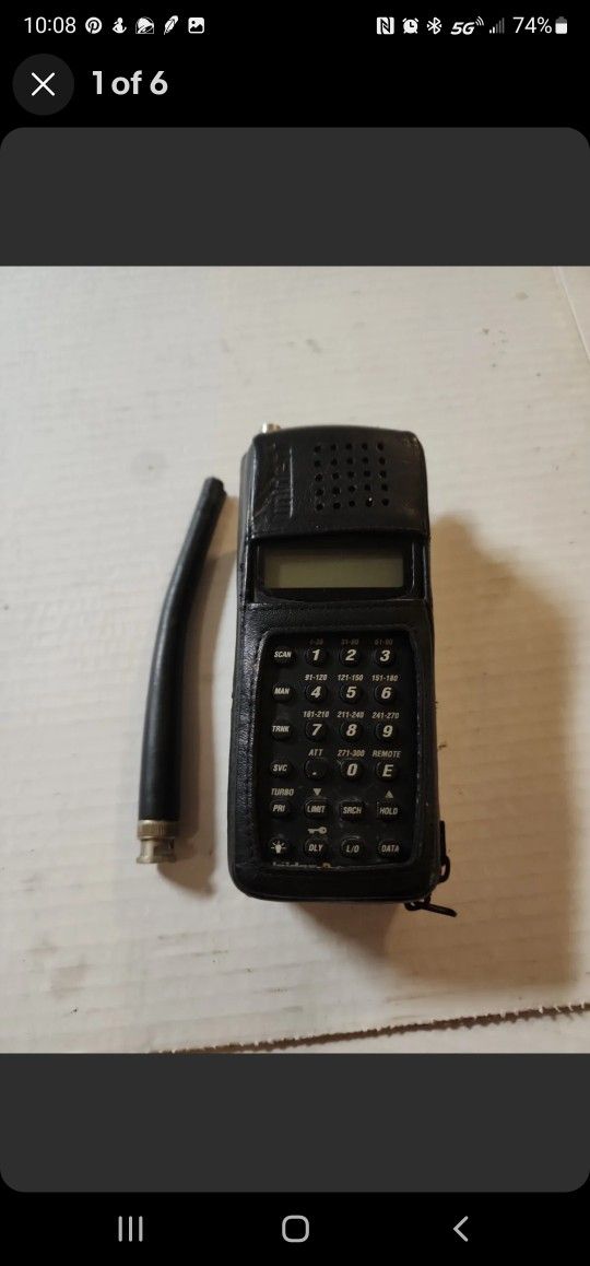 Uniden Bearcat BC245xlt Trunk Tracker II Handheld Scanner Radio need charger And Battery