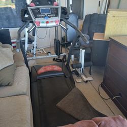 Sole F63 Treadmill 