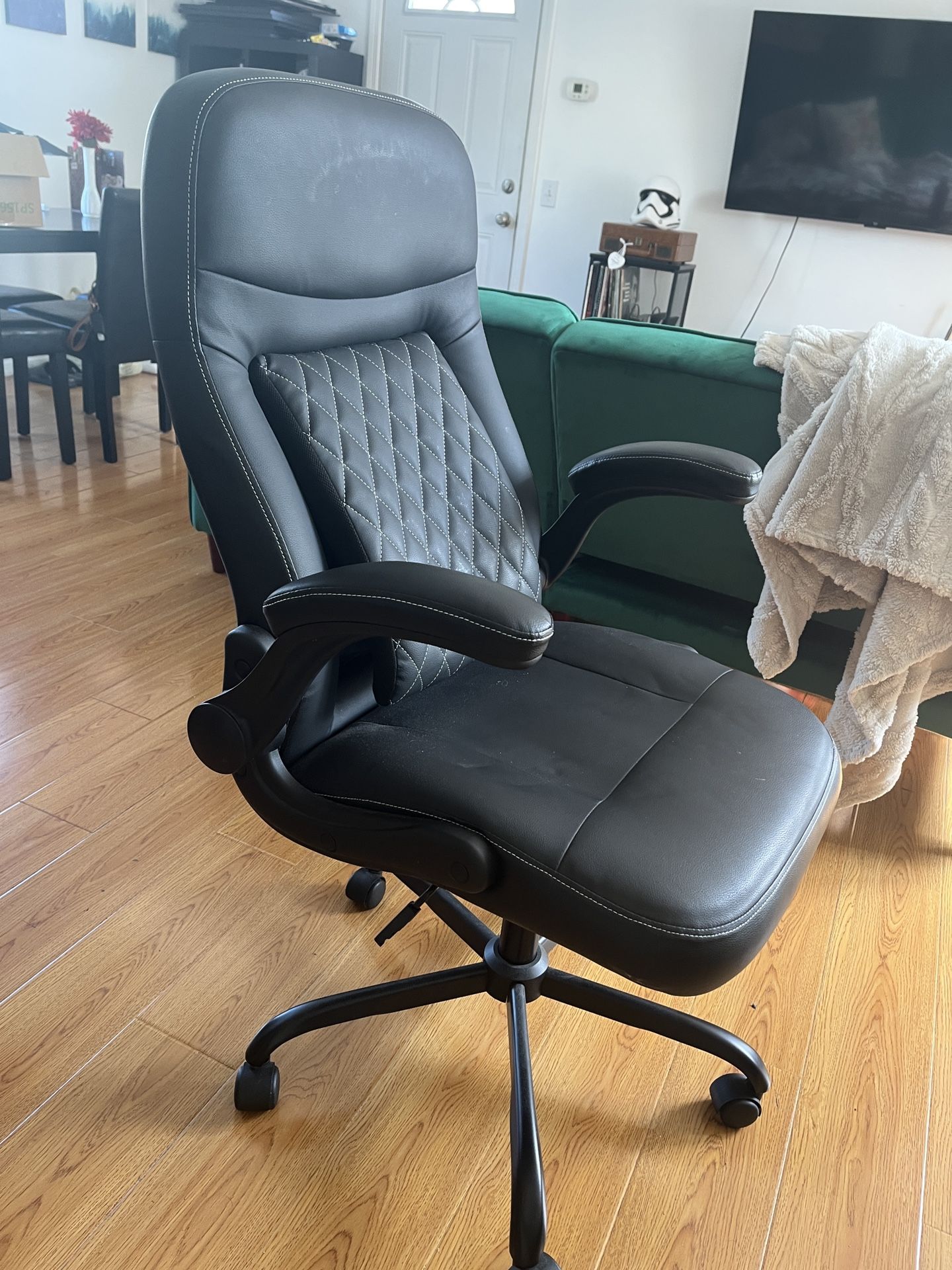 Office Chair With Adjustable Arms - Black