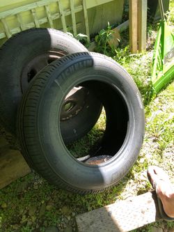 Michelin Premier LTX 256/60R18