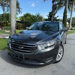 2018 Ford Taurus