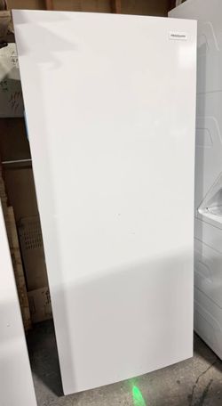 NEW Upright Freezer Frigidaire Garage Ready