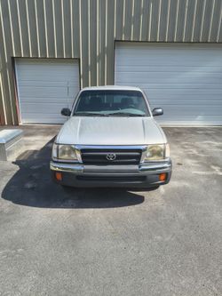 2000 Toyota Tacoma