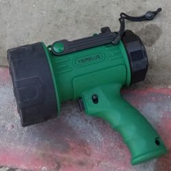 YIERBLUE RECHARGEABLE FLASHLIGHT 