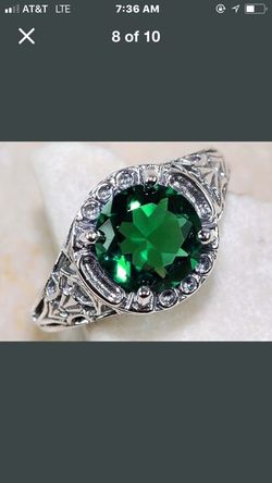 ROUND EMERALD STERLING SILVER RING STAMPED 925 IN SIZES 7,8,9