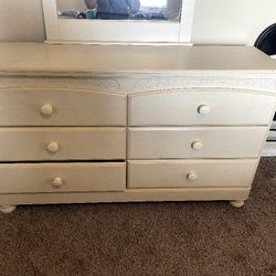 Nightstand & Dresser w/ Mirror Set