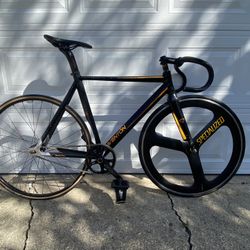 Aventon Diamond For Sale Size : 56cm  (READ DESCRIPTION) 