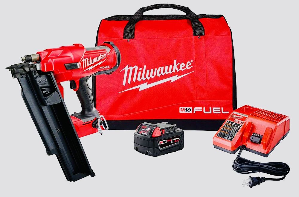 Milwaukee M18 Fuel 15Ga Nailer Kit Brushless 3.0 