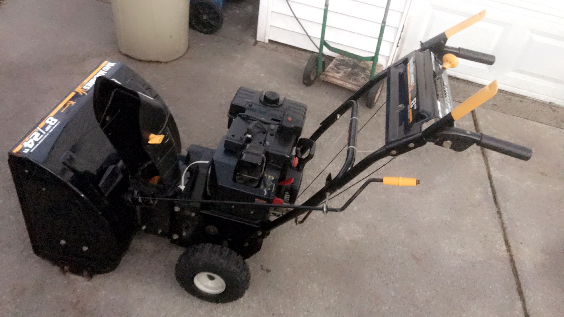 Yard machine snowblower