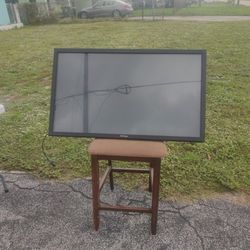 Used Large Screen TV - 40 Inch - Not Smart TV 
