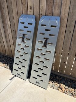 4ft loading ramps - NEW