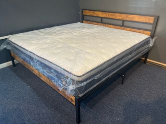 Eking bed frame，$100