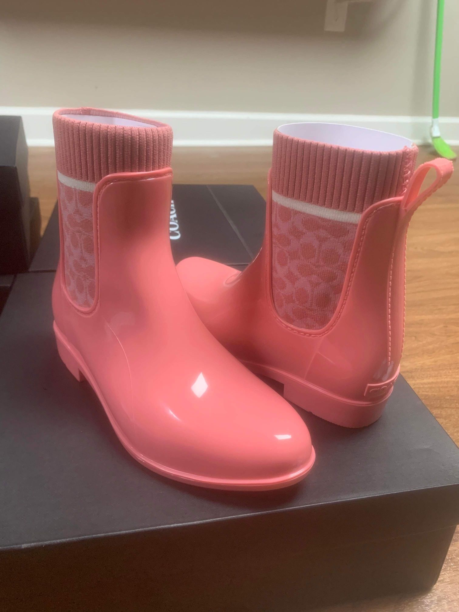 New Pink Coach Rain Boots Size 7 New In Original Box Never Worn