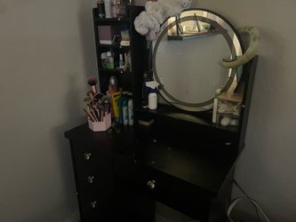 Black vanity ( READ DESCRIPTION)