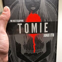 Collectible 😮‍💨 !! Tomie : Complete Deluxe Edition (Junji Ito) book !!
