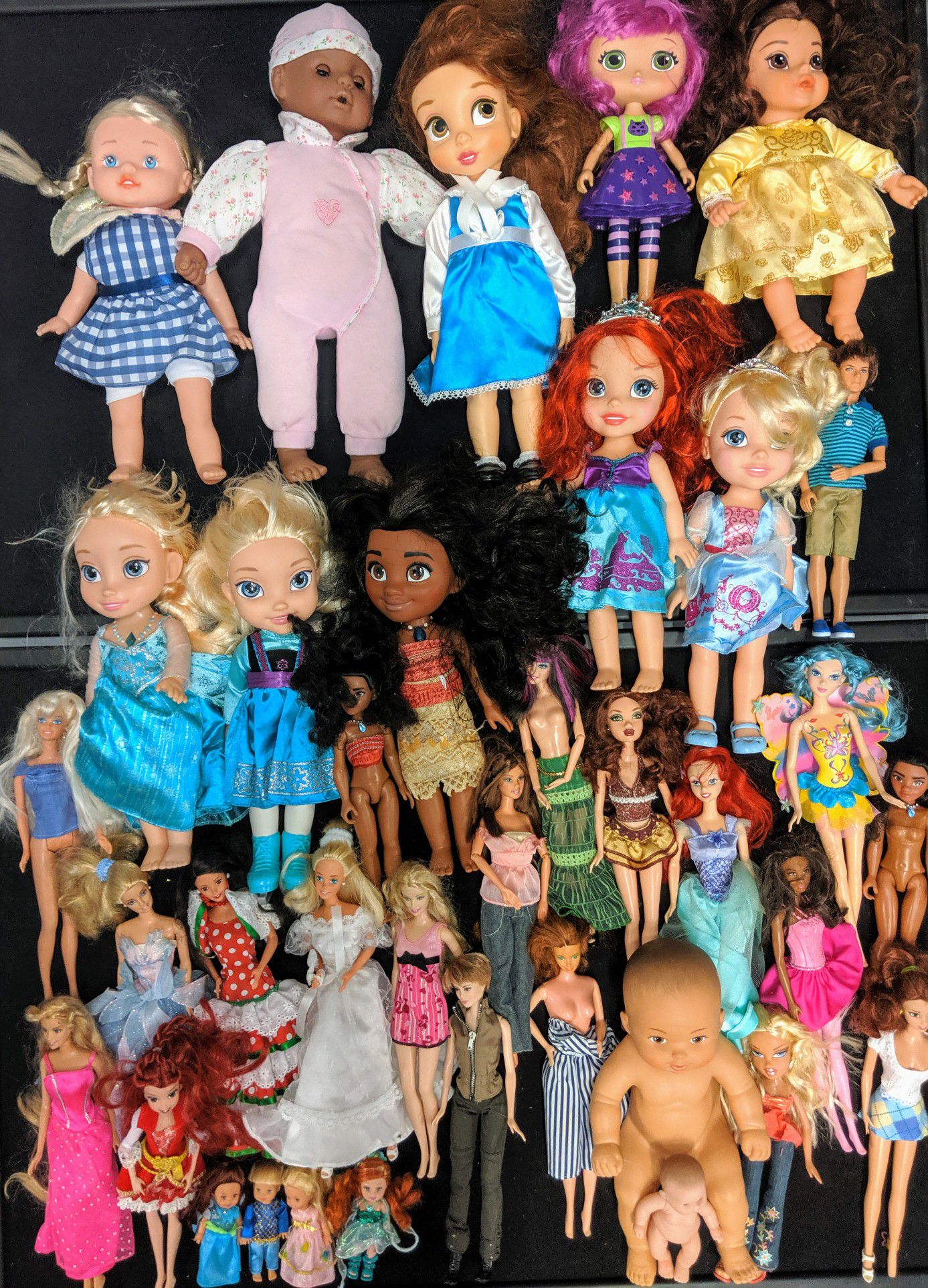 Disney Barbie and Kelly dolls $1 each