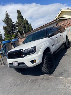 Toyota Tacoma TRD Double Cab Pickup Truck