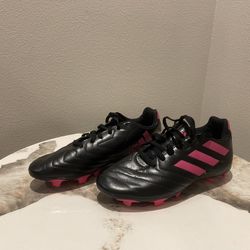Adidas Soccer Cleats – Size 4.5 – Pink & Black $30 Or Best Offer