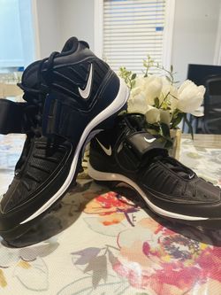 Sports Shoes Men Size 13