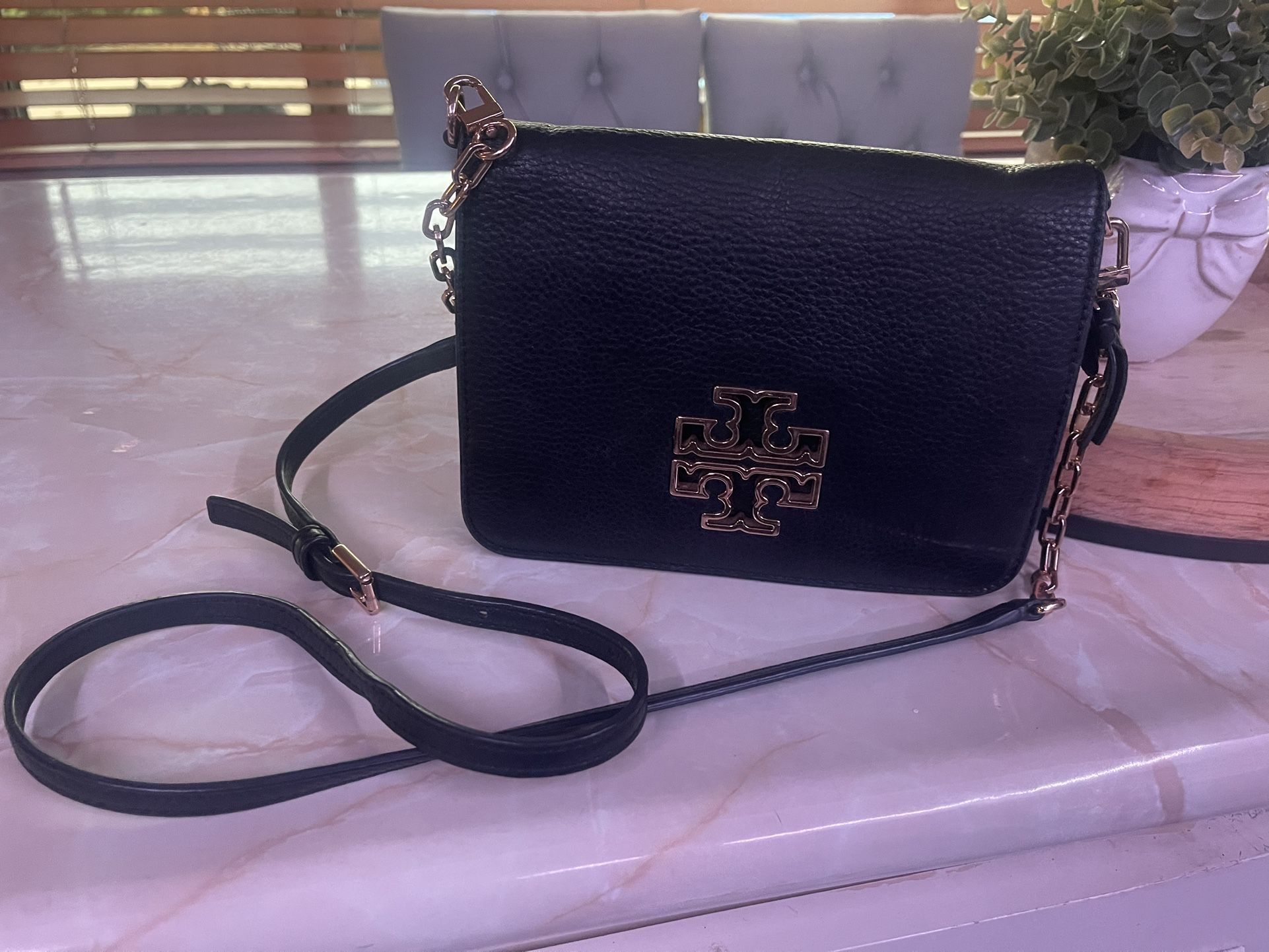Tory Burch Black leather purse