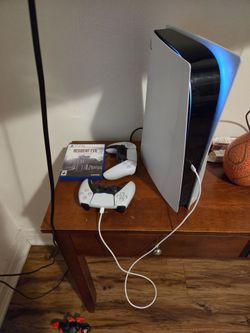 PS5 w/ 2 Controllers