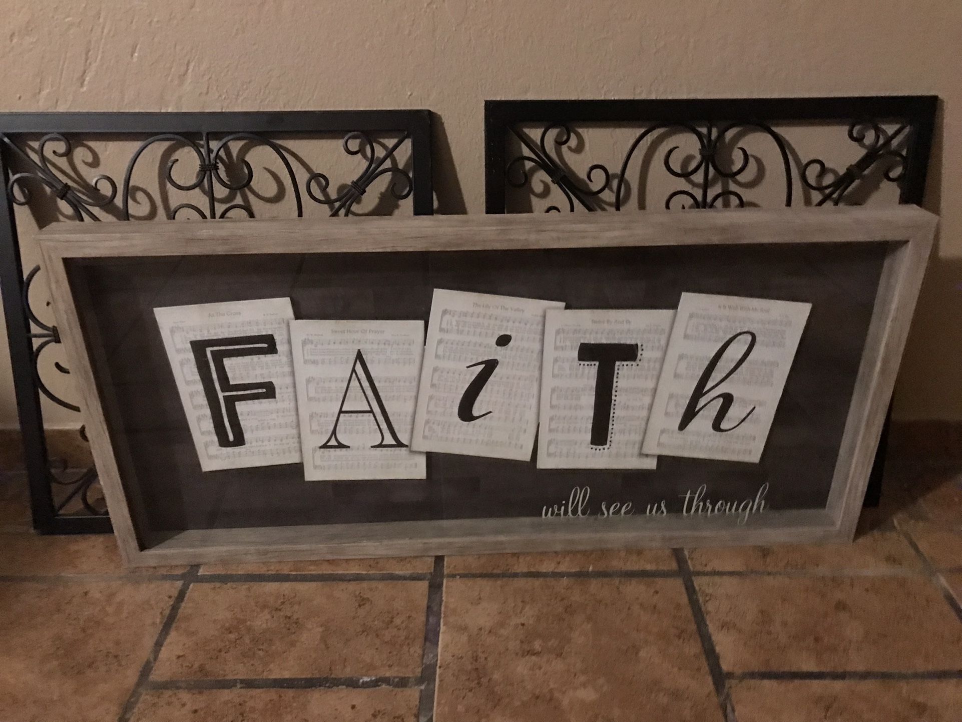 Wall Decor 