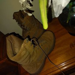 Army Boots Like New