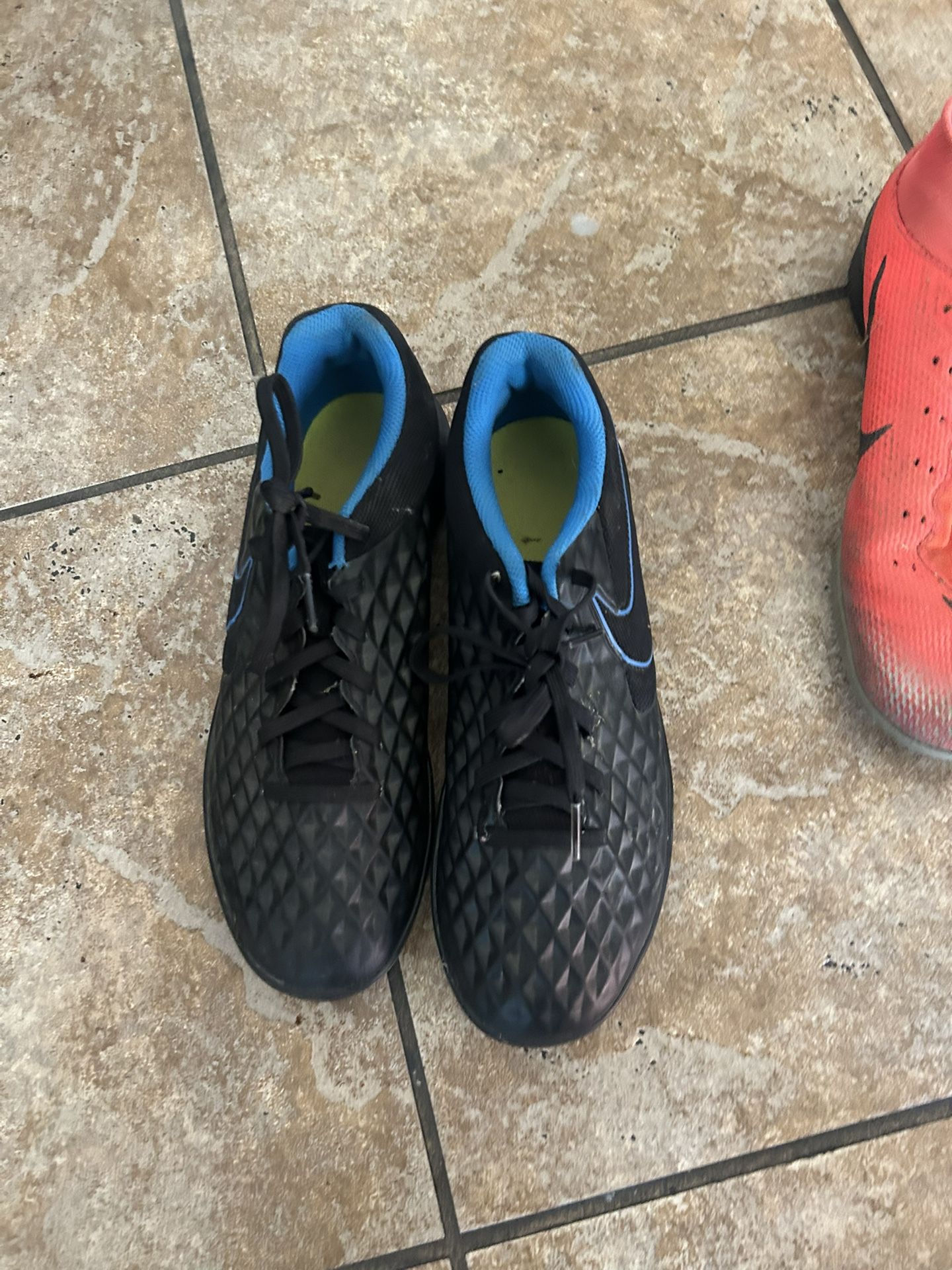 Nike Tiempo Indoor Soccer Shoes