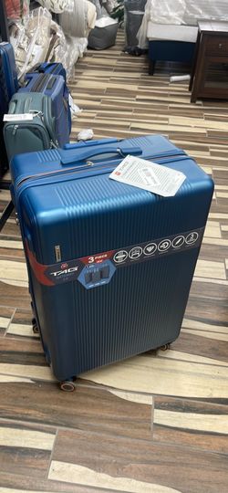 TAG 30 inch luggage